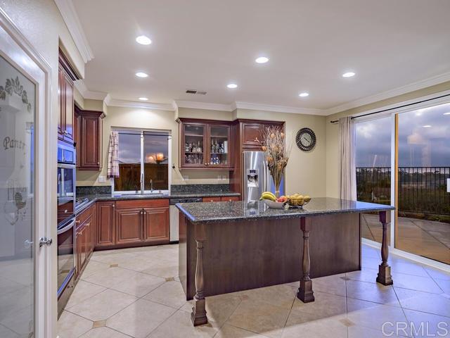 3507 Rock Ridge Road Carlsbad, CA 92010 - Photo 9 of 17
