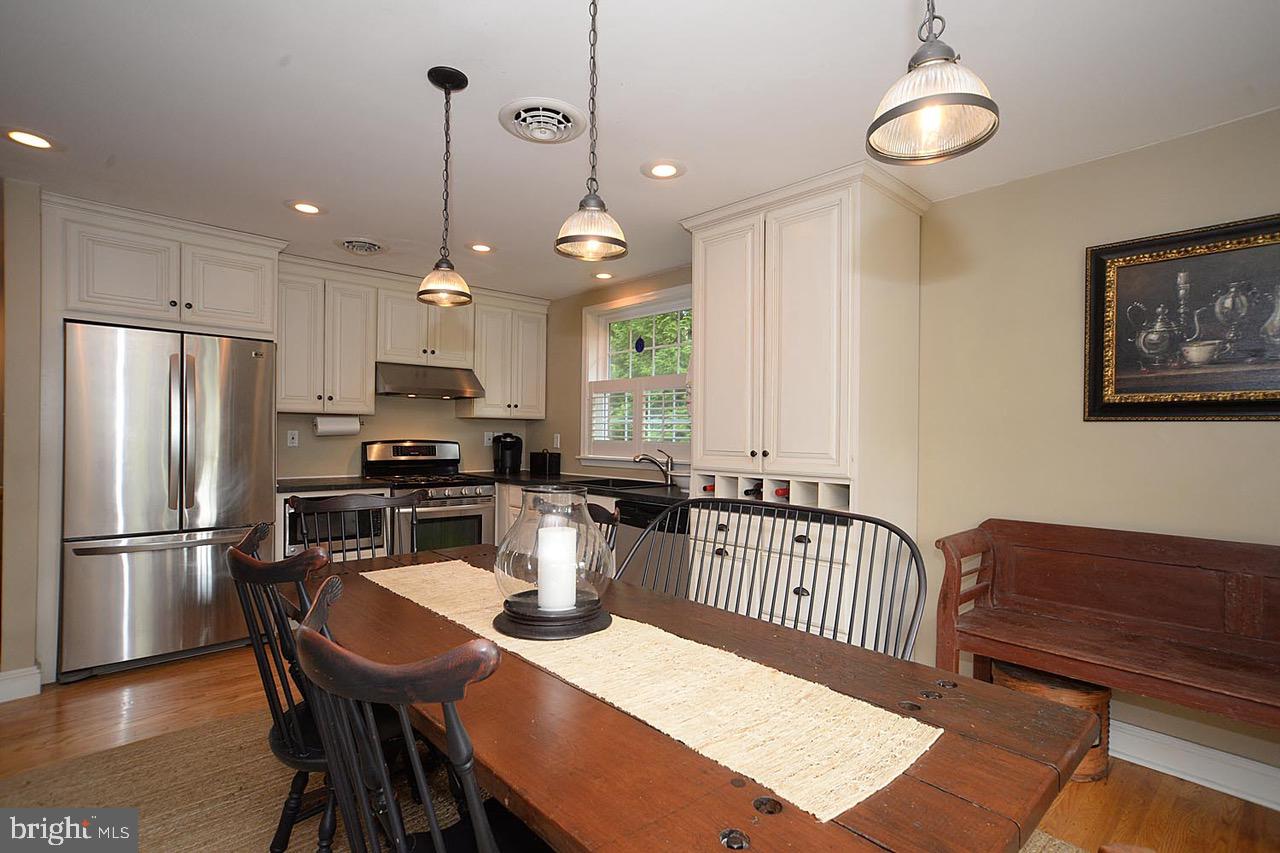 34 Leopard Road Paoli, PA 19301 - Photo 8 of 37 Gallery Image 8