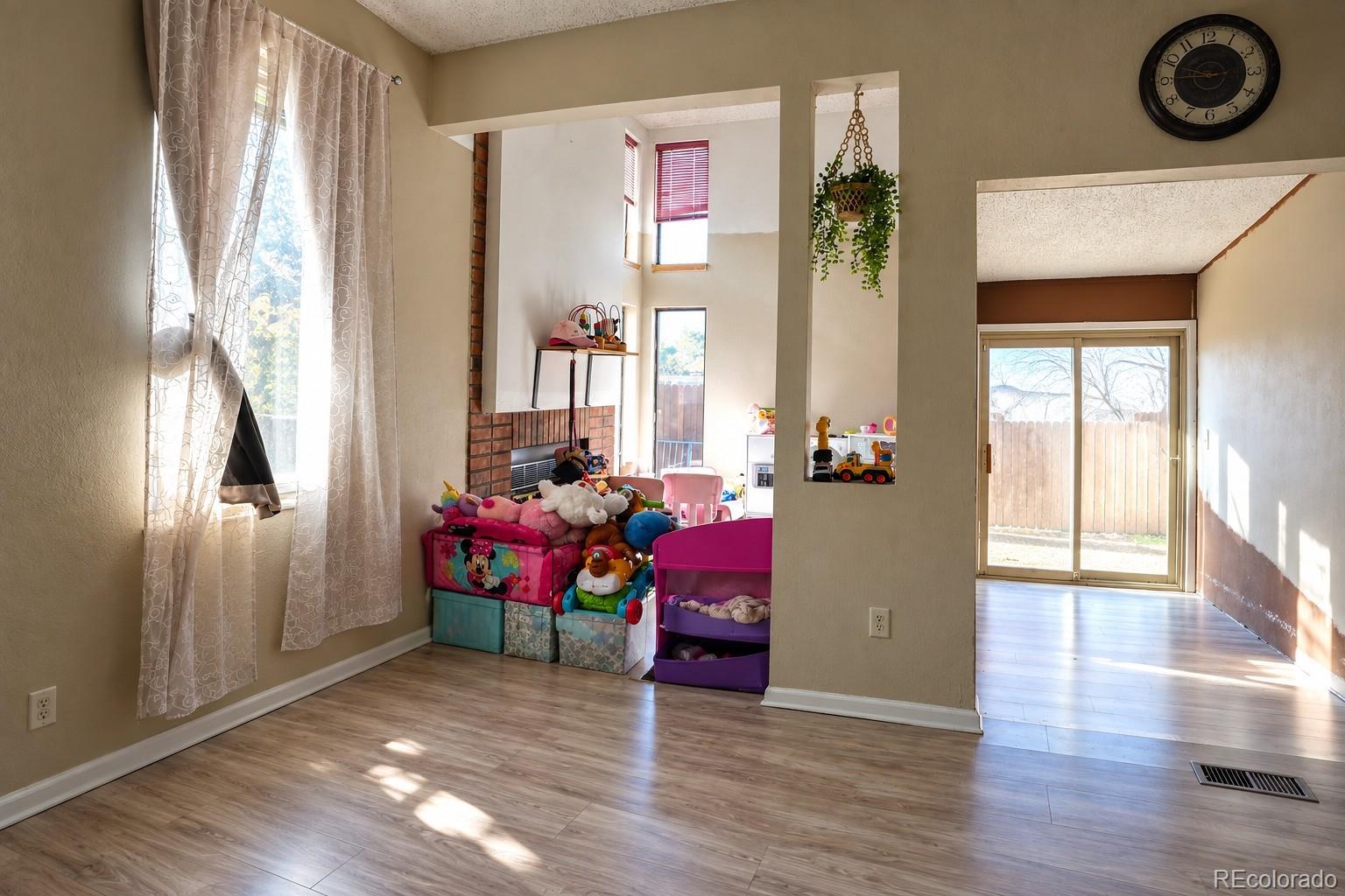 4336 Del Rio Court Denver, CO 80239 - Photo 16 of 23 Gallery Image 16