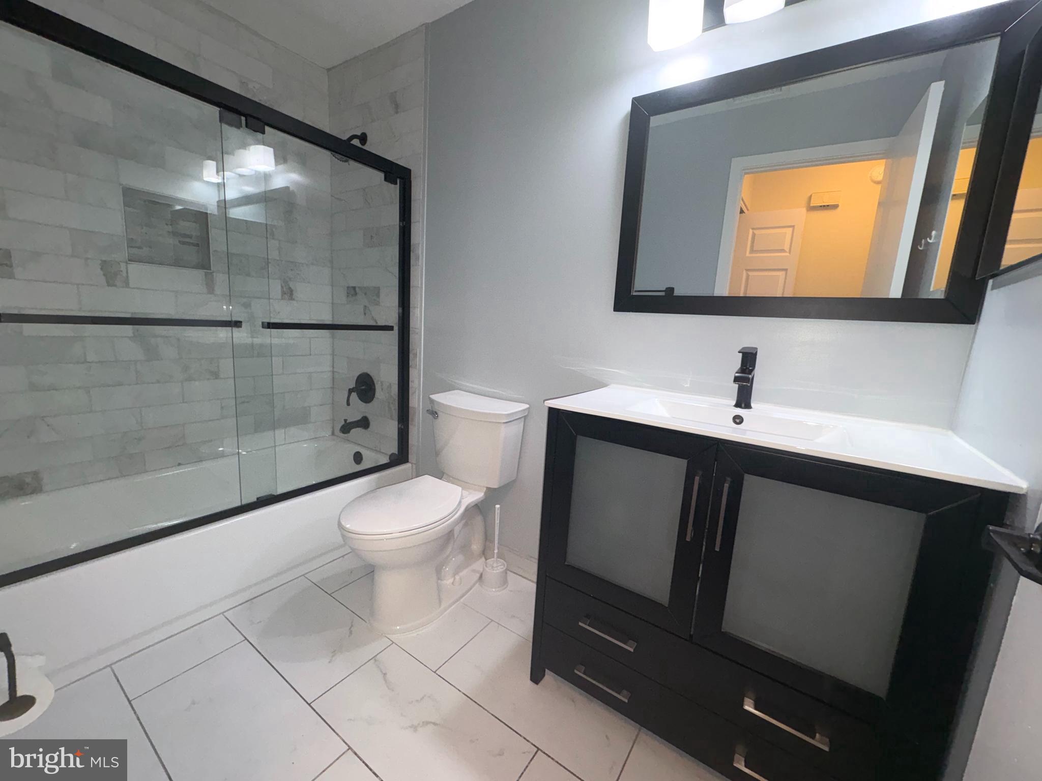 11705 A Summerchase Circle, Unit 1705A Reston, VA 20194 - Photo 9 of 18 Bathroom
