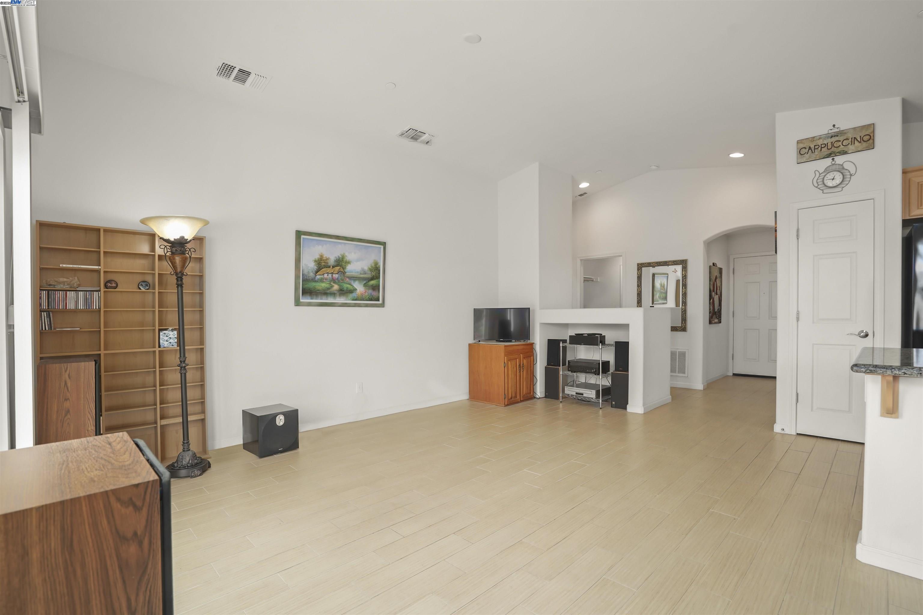 422 Saddle Rock Lane Rio Vista, CA 94571 - Photo 6 of 40