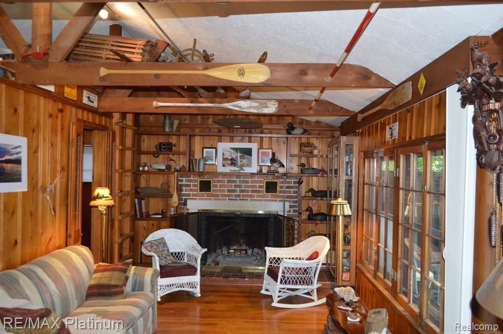 1520 Triangle Lake Road Howell, MI 48843 - Photo 8 of 15