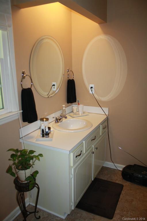 6504 Porterfield Road Charlotte, NC 28226 - Photo 14 of 21 Gallery Image 14