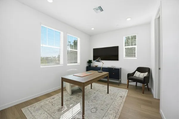 $1,248,000 | 2392 Haley Pt Drive, Unit 104, Ventura, CA 93003