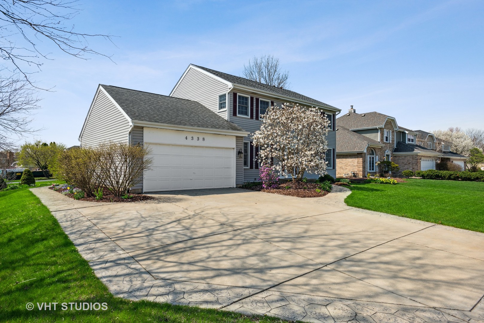 4338 Hatch Lane Lisle, IL 60532 - Photo 2 of 35 a front view of house with yard