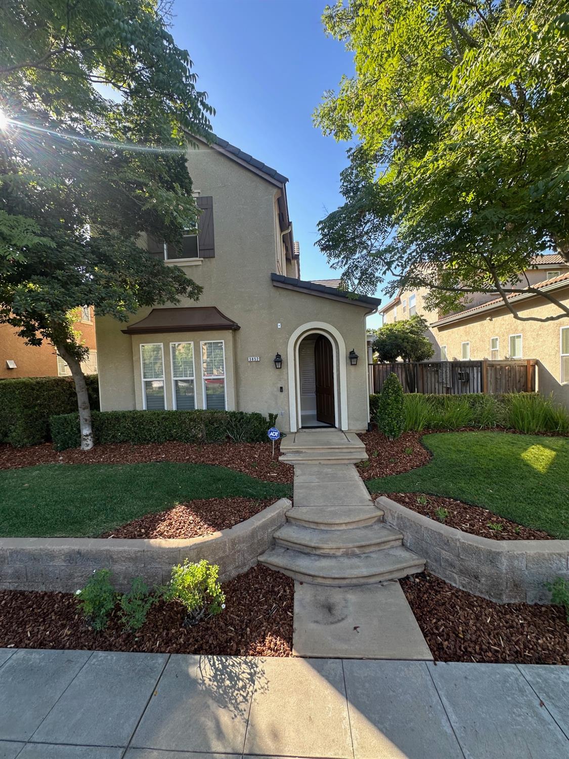 3852 Harlan Ranch Boulevard Clovis, CA 93619 - Photo 2 of 34