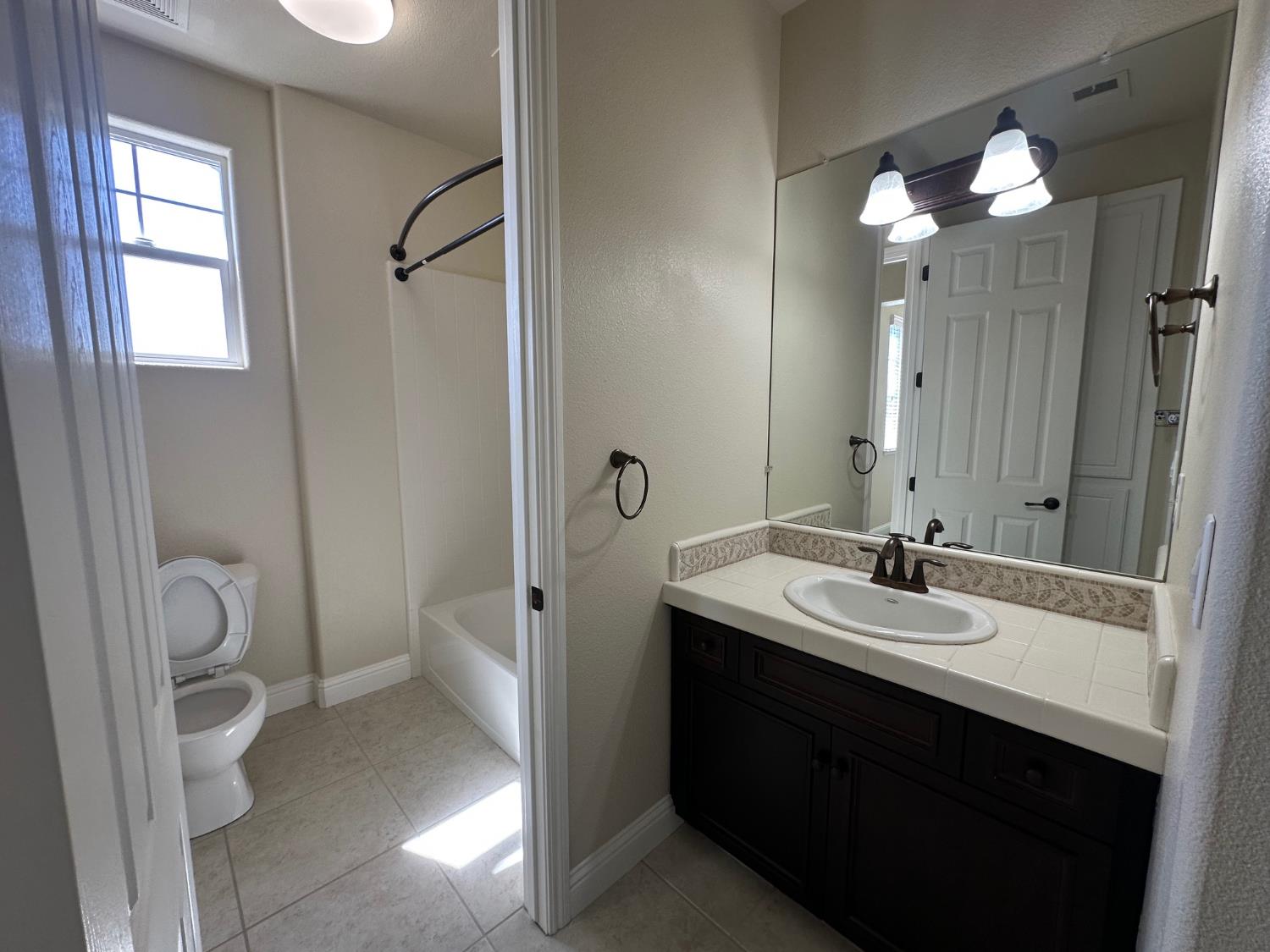 3852 Harlan Ranch Boulevard Clovis, CA 93619 - Photo 30 of 34