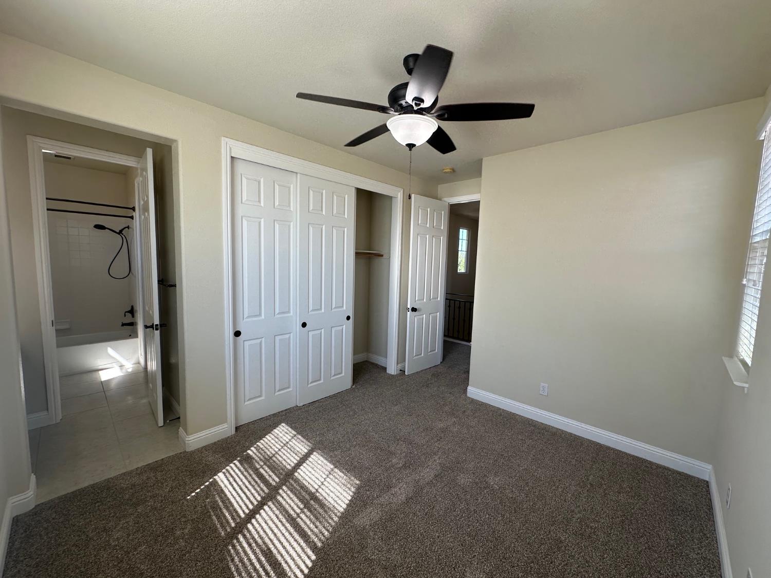 3852 Harlan Ranch Boulevard Clovis, CA 93619 - Photo 32 of 34