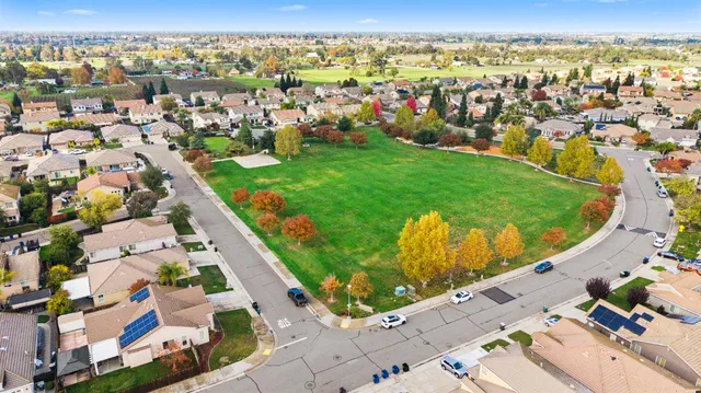 $587,900 | 8325 Almadine Drive, Sacramento, CA 95829