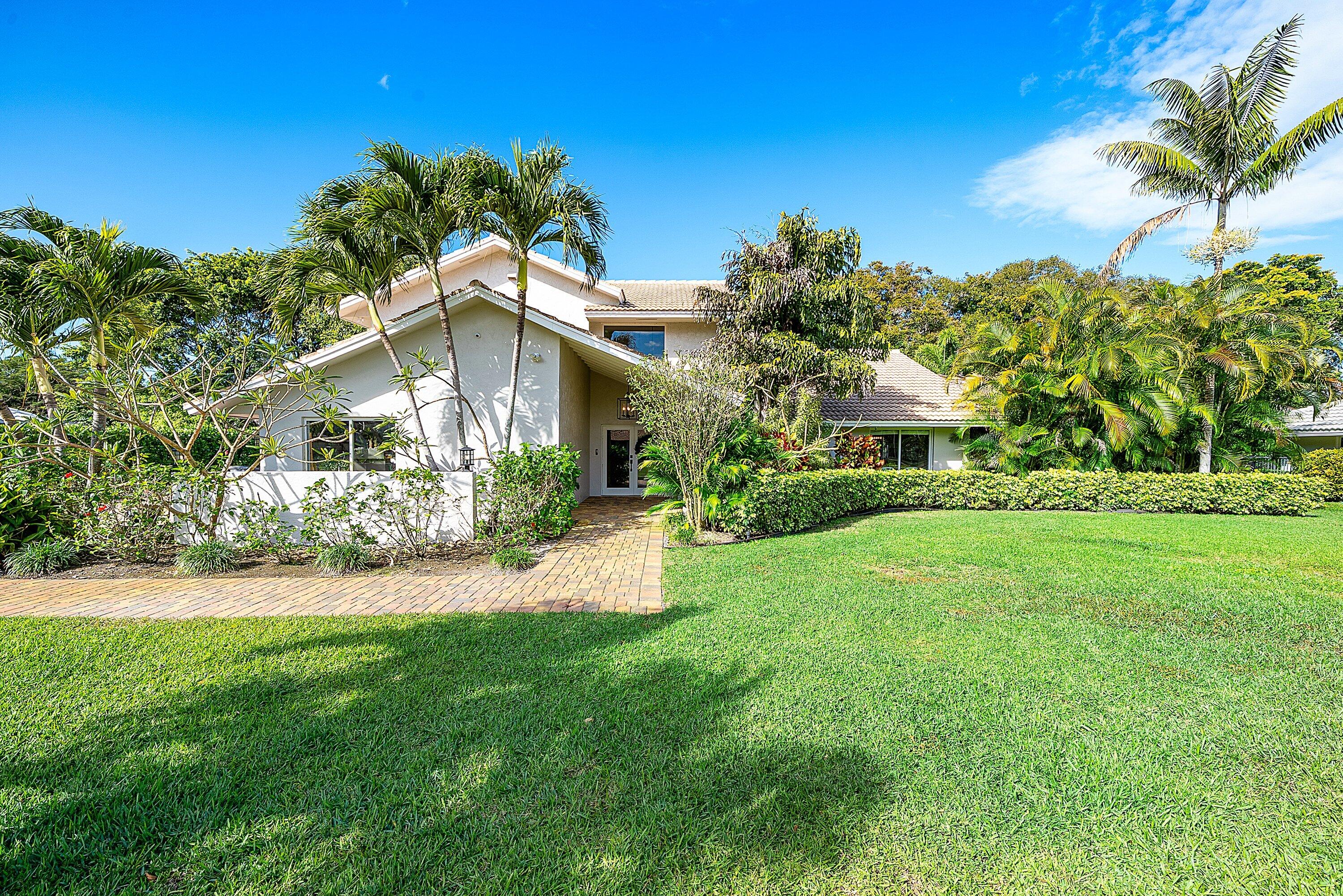 10893 Gleneagles Road Boynton Beach, FL 33436 - Photo 2 of 134 010-10893GleneaglesRoad-BoyntonBeach-FL-