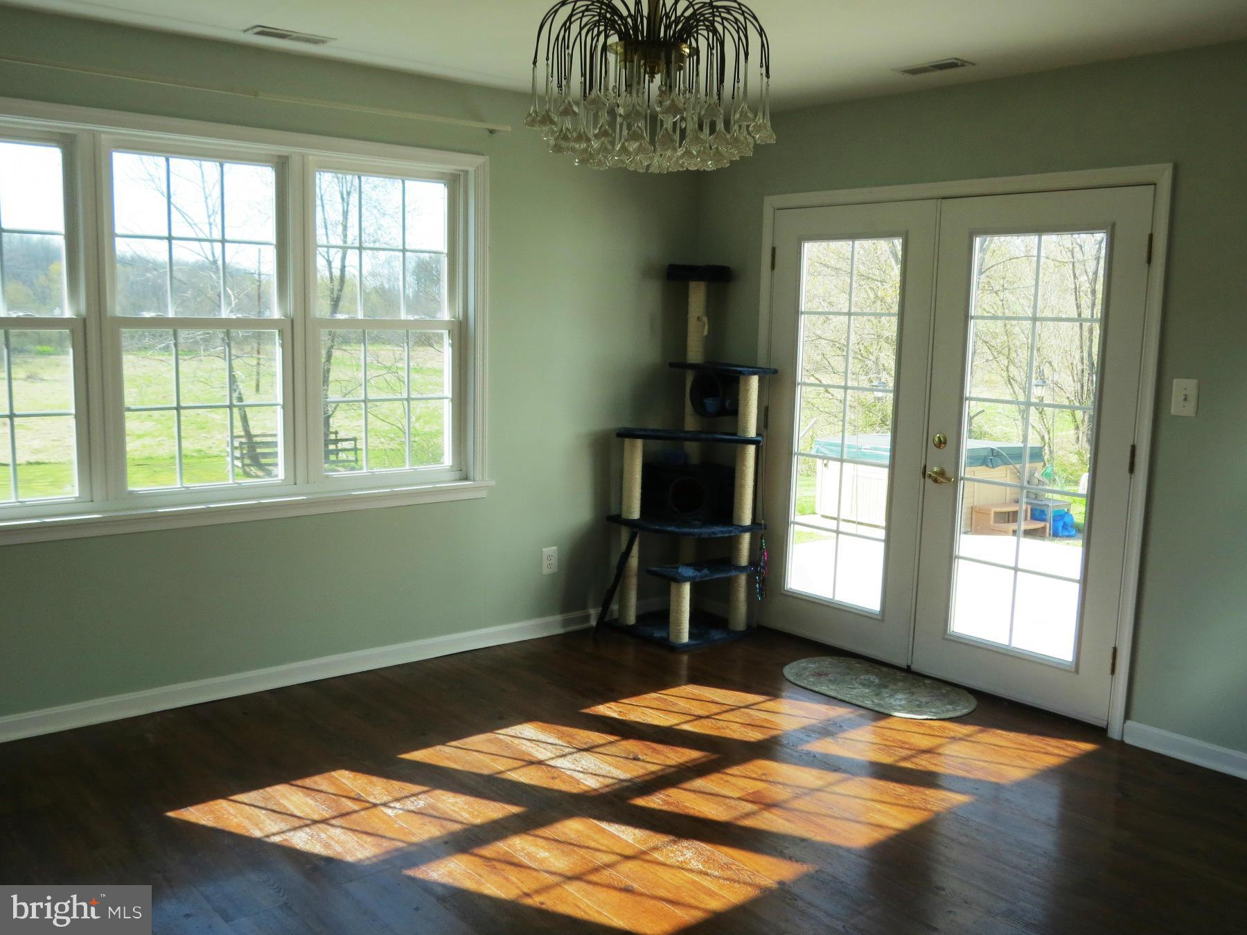 912 Winters Church Road Union Bridge, MD 21791 - Photo 12 of 30 Dining Room