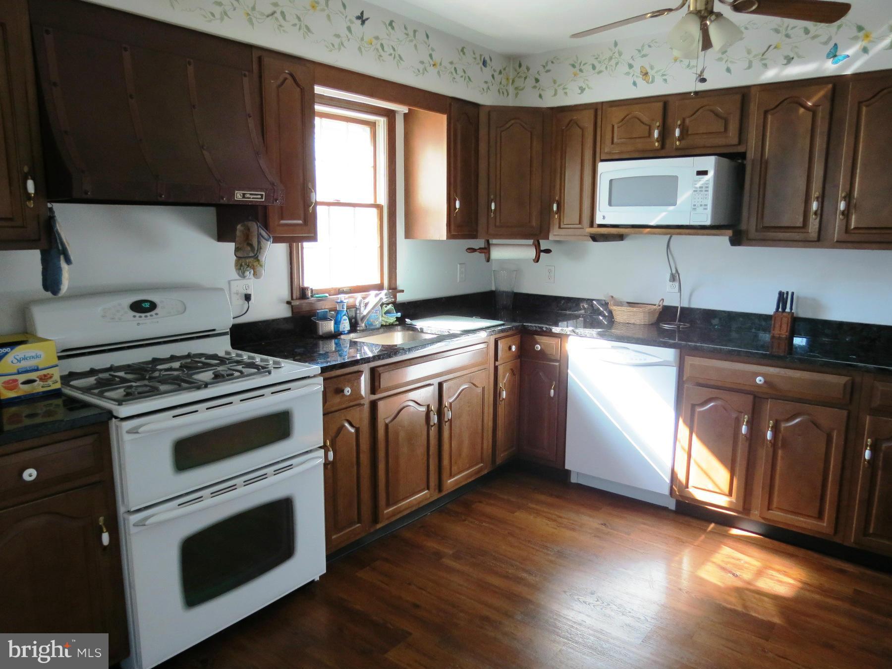 912 Winters Church Road Union Bridge, MD 21791 - Photo 9 of 30 Kitchen