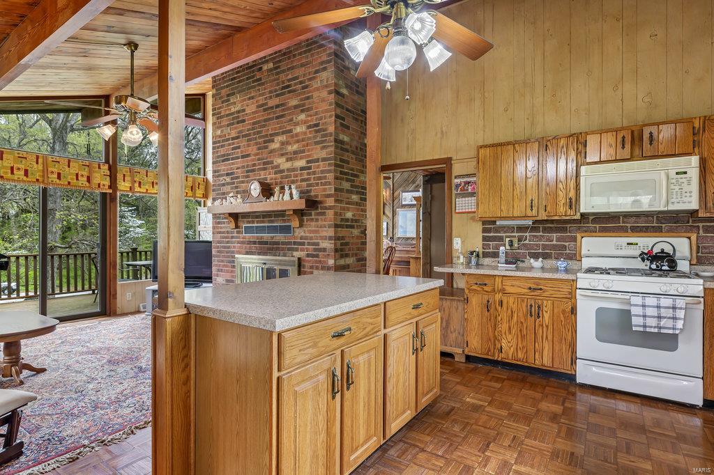 6413 Old Baum Church Road Waterloo, IL 62298 - Photo 11 of 32 Gallery Image 11