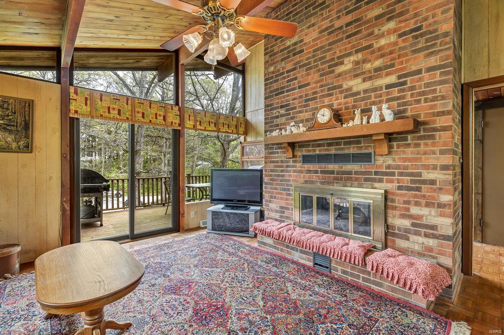6413 Old Baum Church Road Waterloo, IL 62298 - Photo 8 of 32 Gallery Image 8