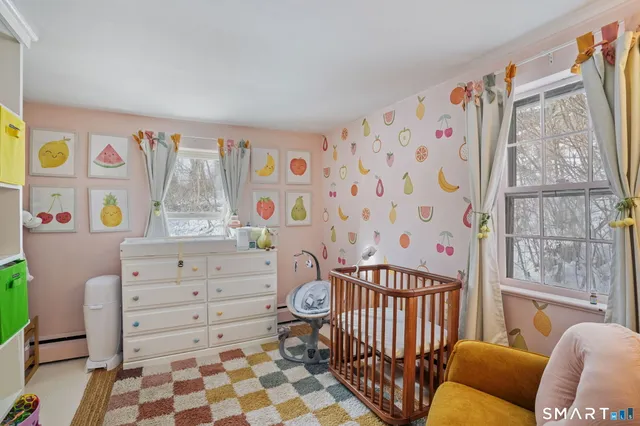 $480,000 | 7 Peaceable Street, Redding, CT 06896