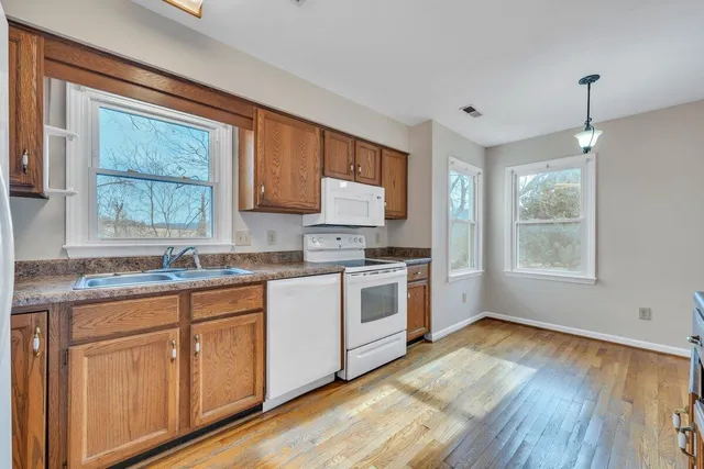 $350,000 | 3 North Rome Drive, Roanoke, VA 24019