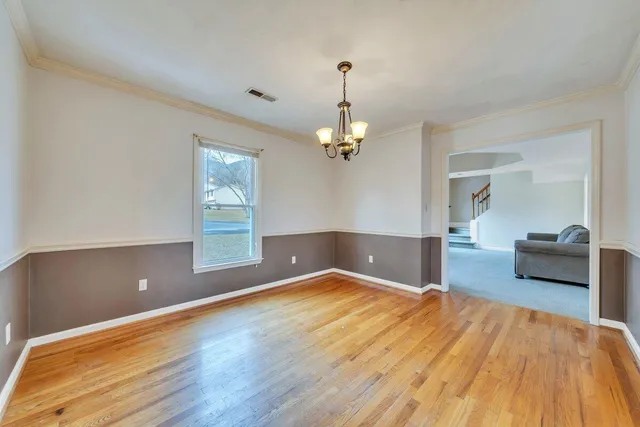 $350,000 | 3 North Rome Drive, Roanoke, VA 24019