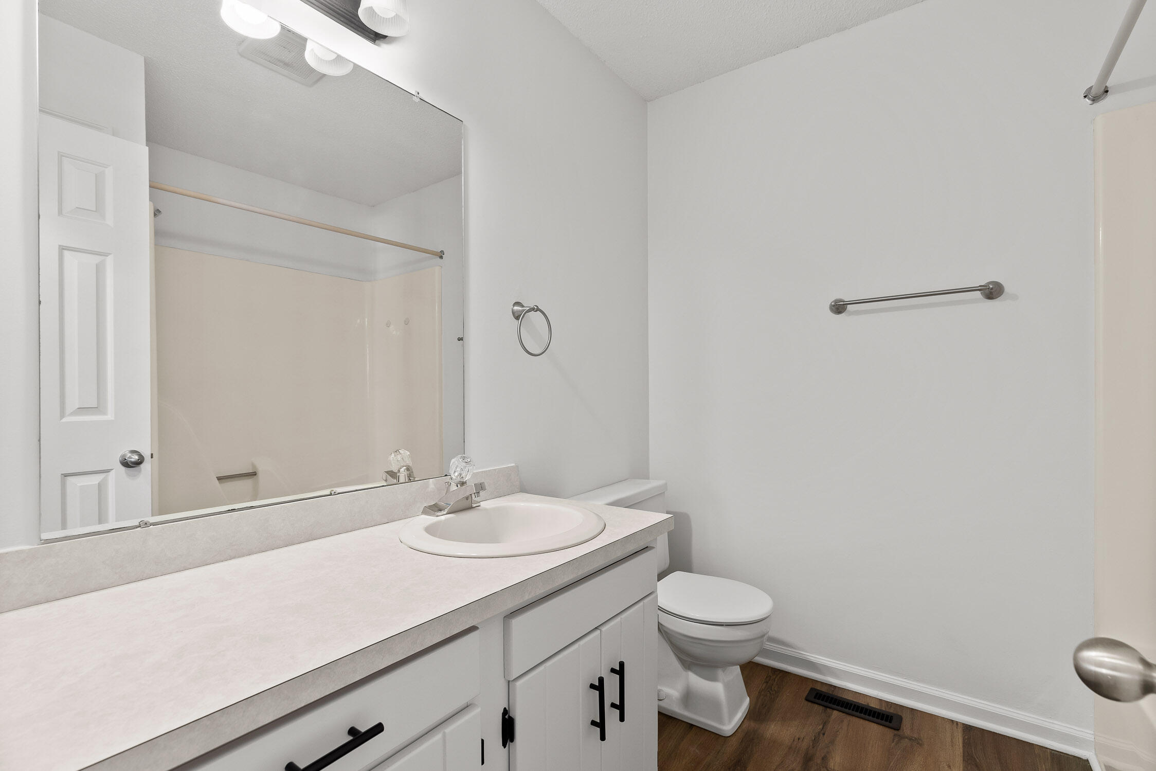 2612 Hickory Valley Road, Unit A Chattanooga, TN 37421 - Photo 13 of 20 18-Hickory Valley-18