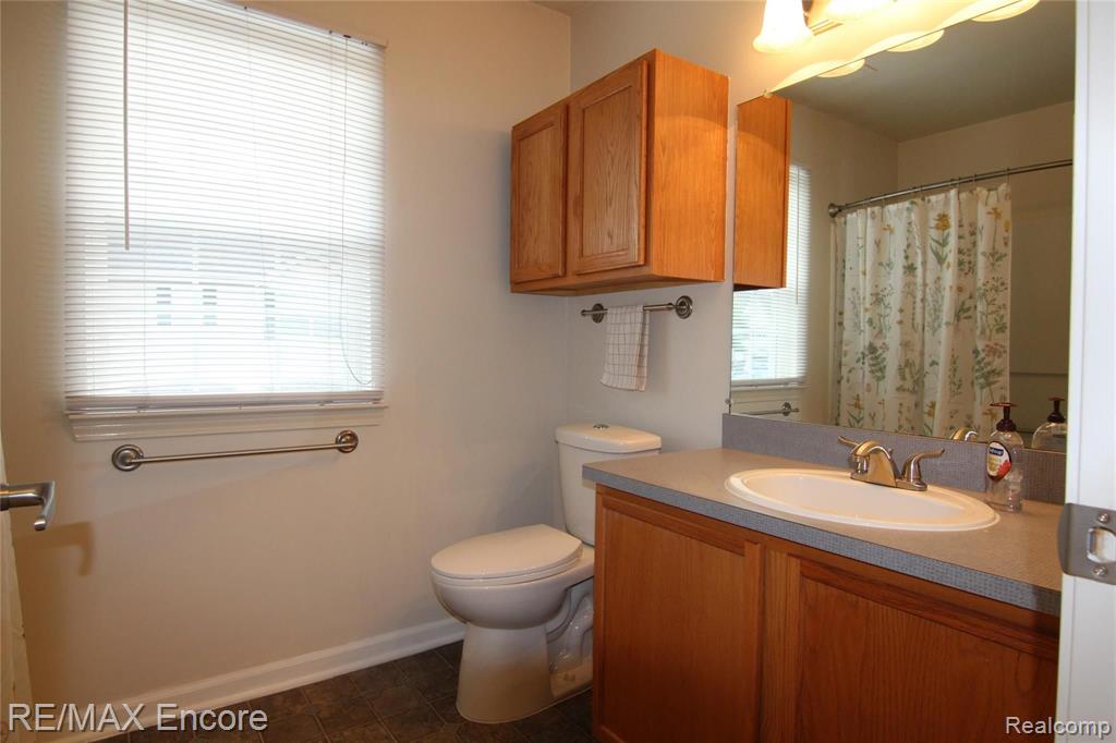4160 Hampton Ridge Boulevard, Unit 84 Howell, MI 48843 - Photo 31 of 47
