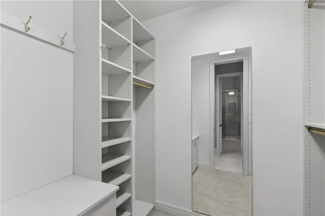 $1,249,000 | 2108 West 115th Street, Leawood, KS 66211