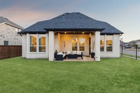 $559,000 | 1812 Mcdougall Creek, Van Alstyne, TX 75495