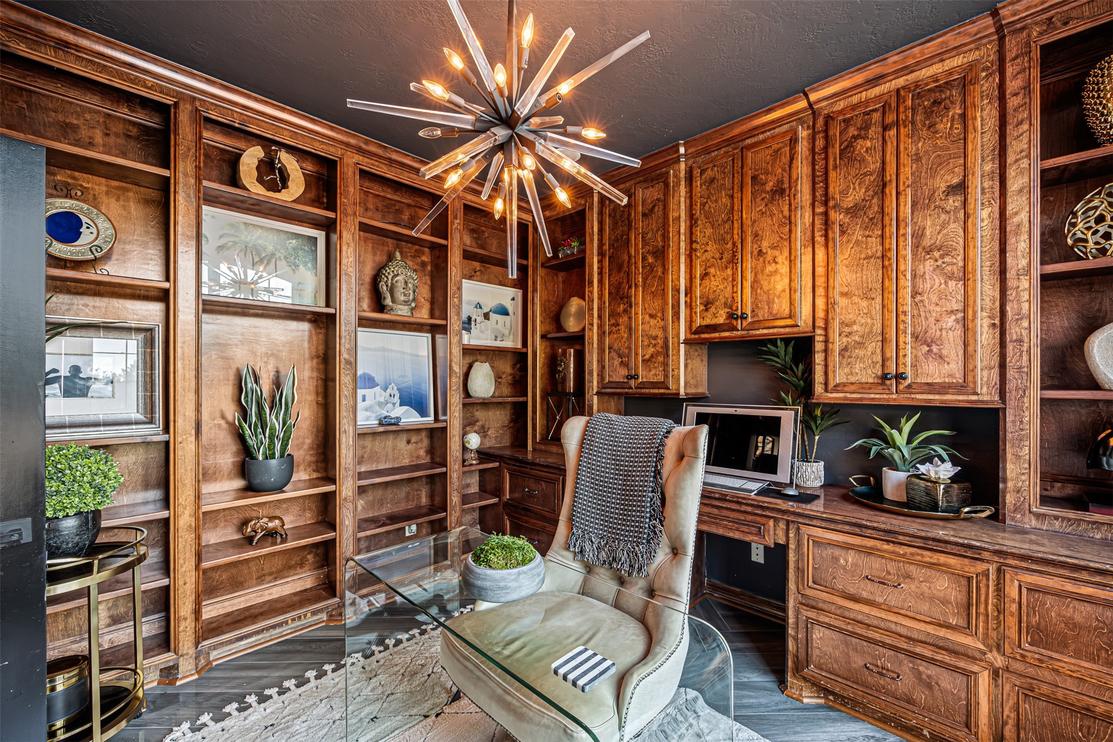 12345 White Oak Point Conroe, TX 77304 - Photo 5 of 50 a view of kitchen with oven and cabinets