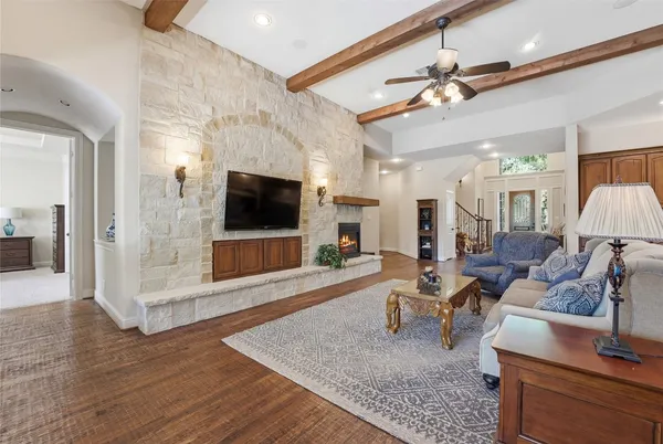 $1,285,000 | 5014 North Ossineke Drive, Spring, TX 77386