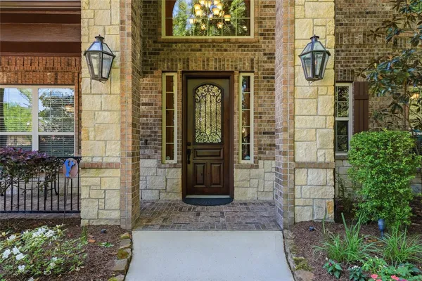 $1,285,000 | 5014 North Ossineke Drive, Spring, TX 77386
