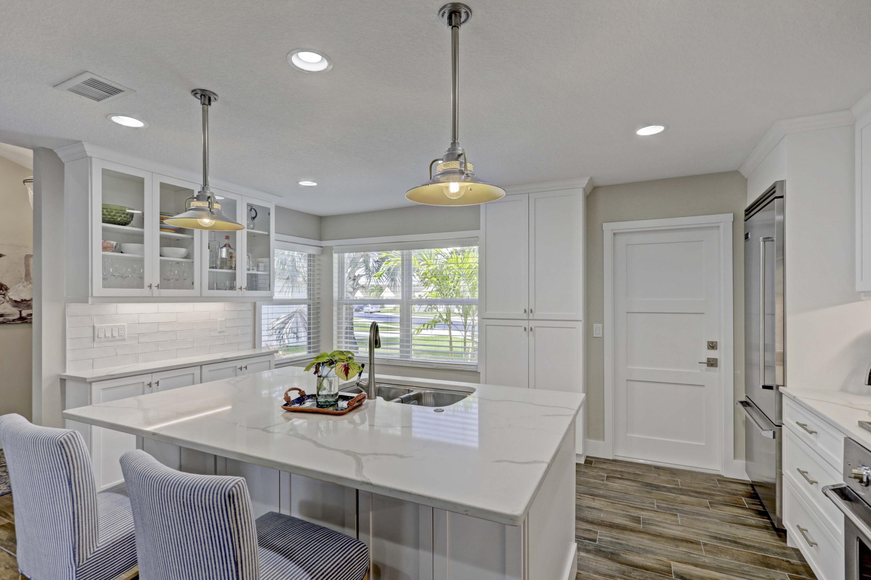 121 Wandering Trail Jupiter, FL 33458 - Photo 13 of 52 Kitchen