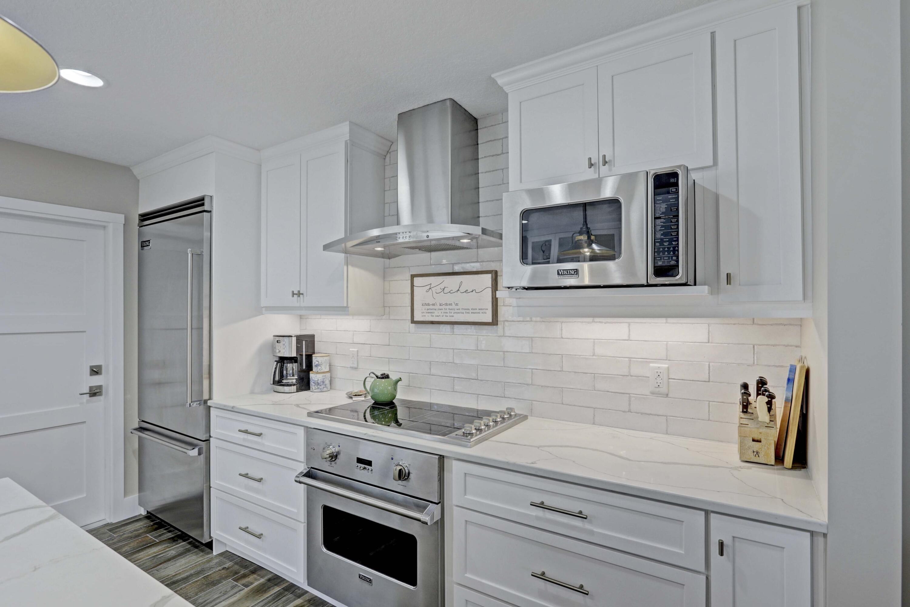 121 Wandering Trail Jupiter, FL 33458 - Photo 15 of 52 New Appliances