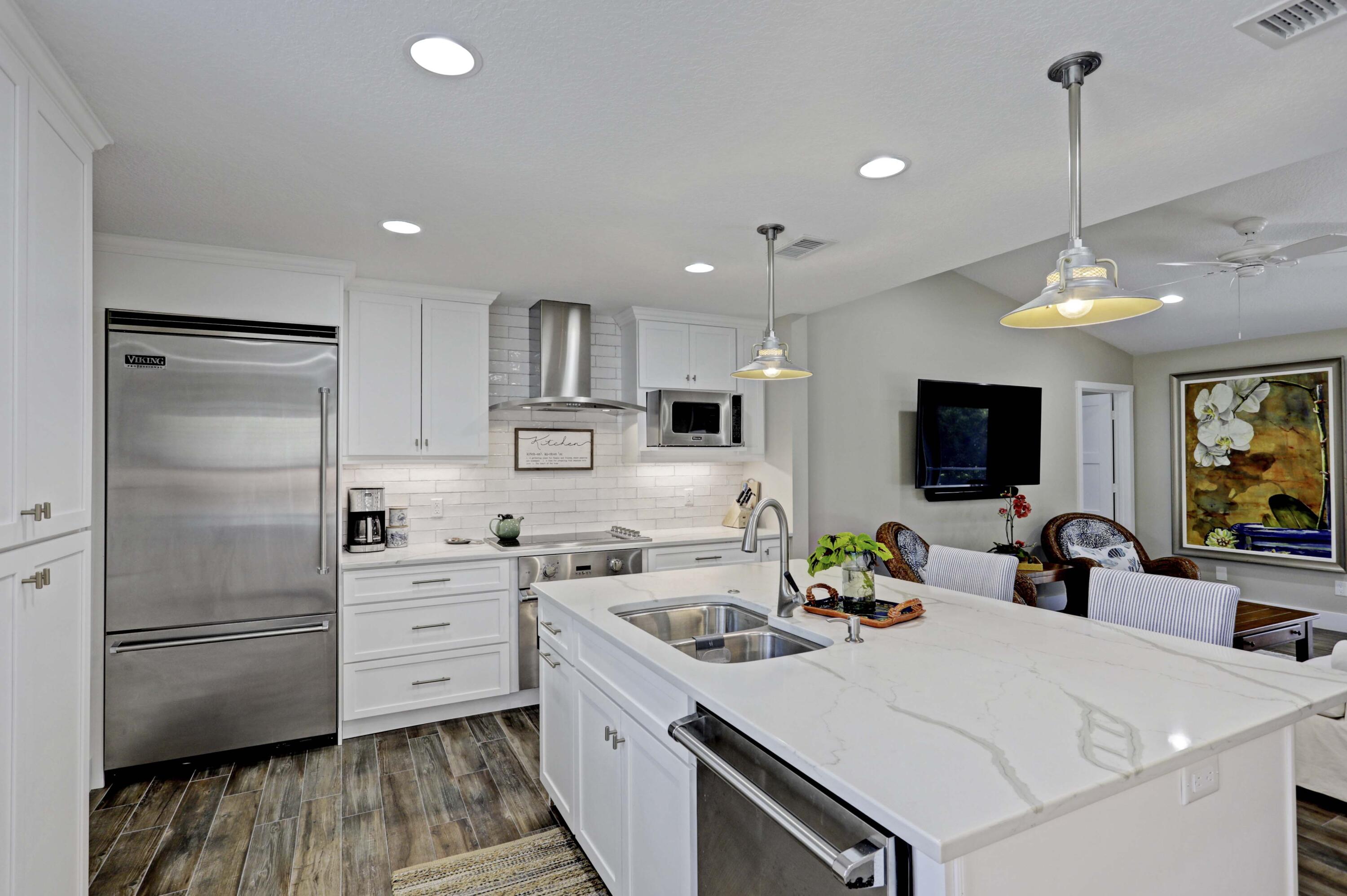 121 Wandering Trail Jupiter, FL 33458 - Photo 16 of 52 Kitchen