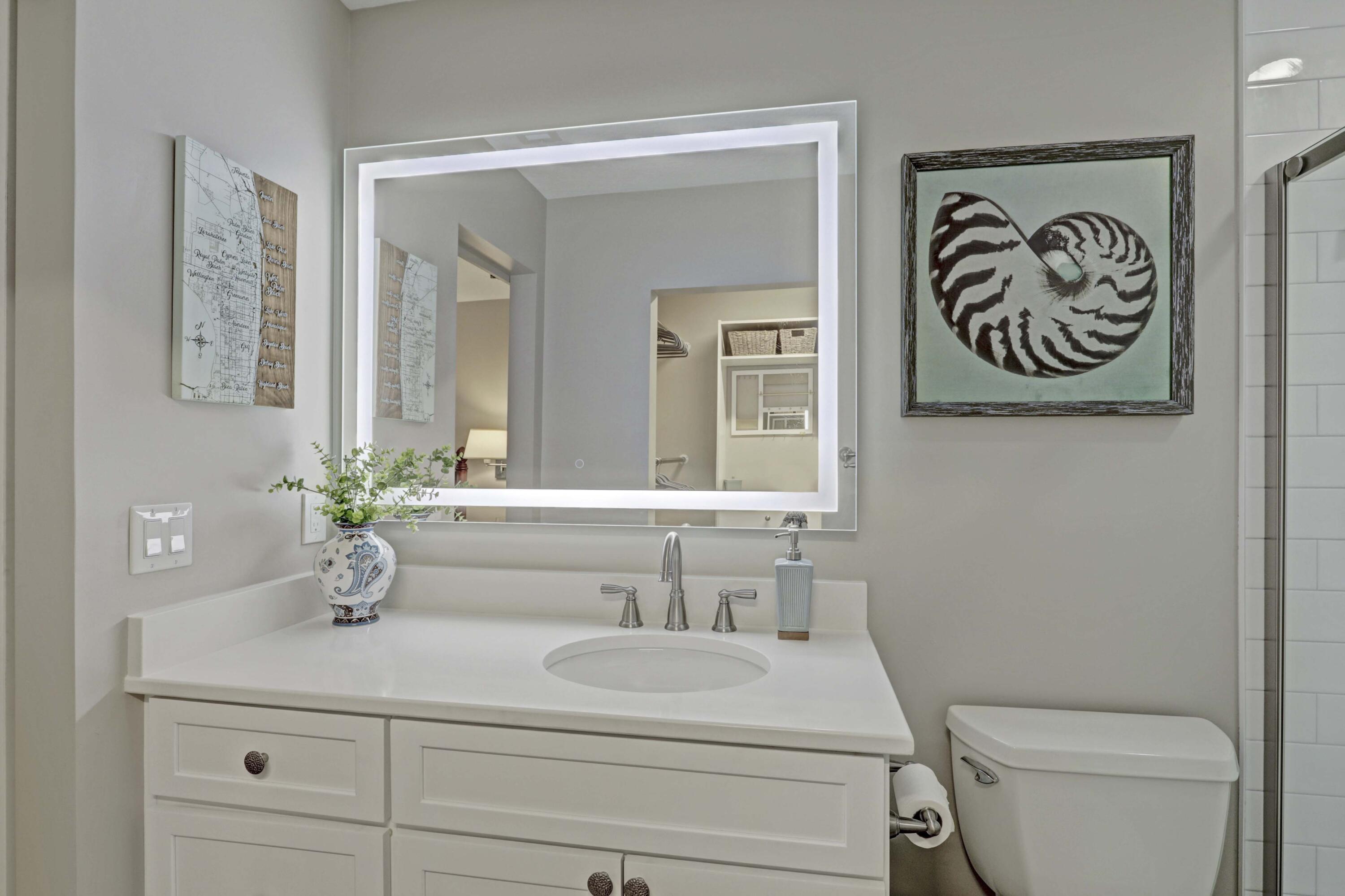 121 Wandering Trail Jupiter, FL 33458 - Photo 22 of 52 Master Bathroom