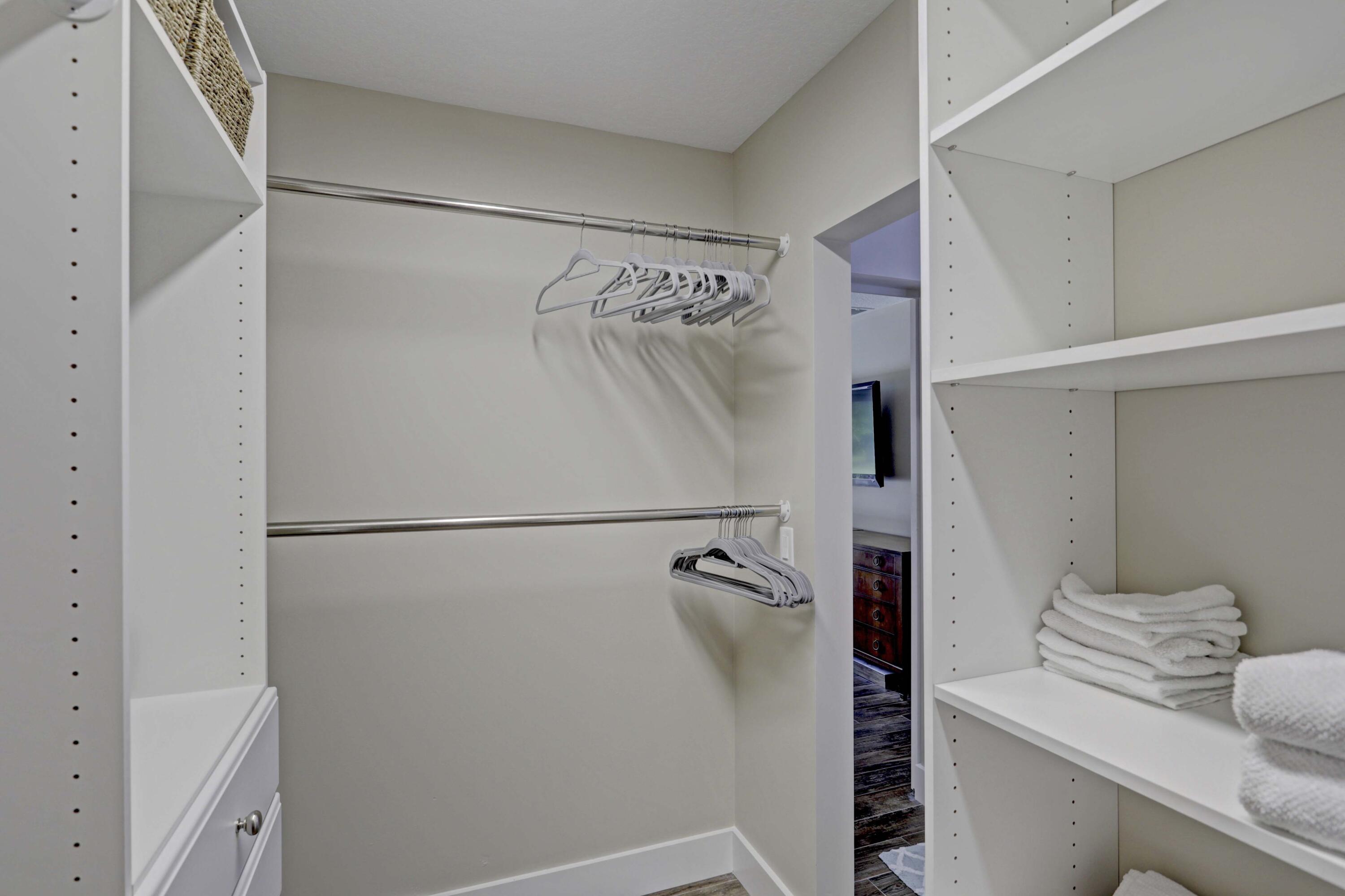 121 Wandering Trail Jupiter, FL 33458 - Photo 24 of 52 Master Closet