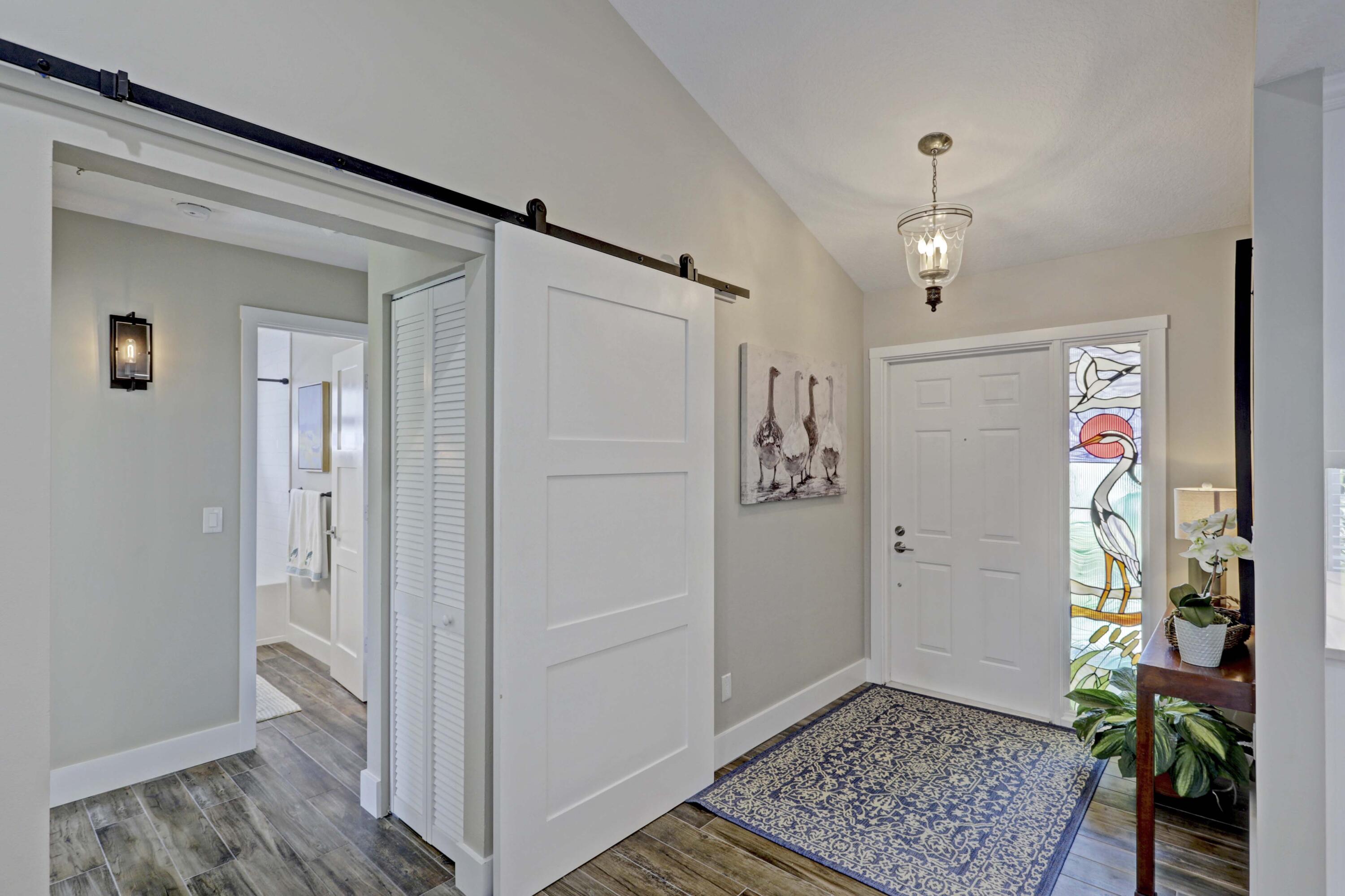 121 Wandering Trail Jupiter, FL 33458 - Photo 4 of 52 Foyer