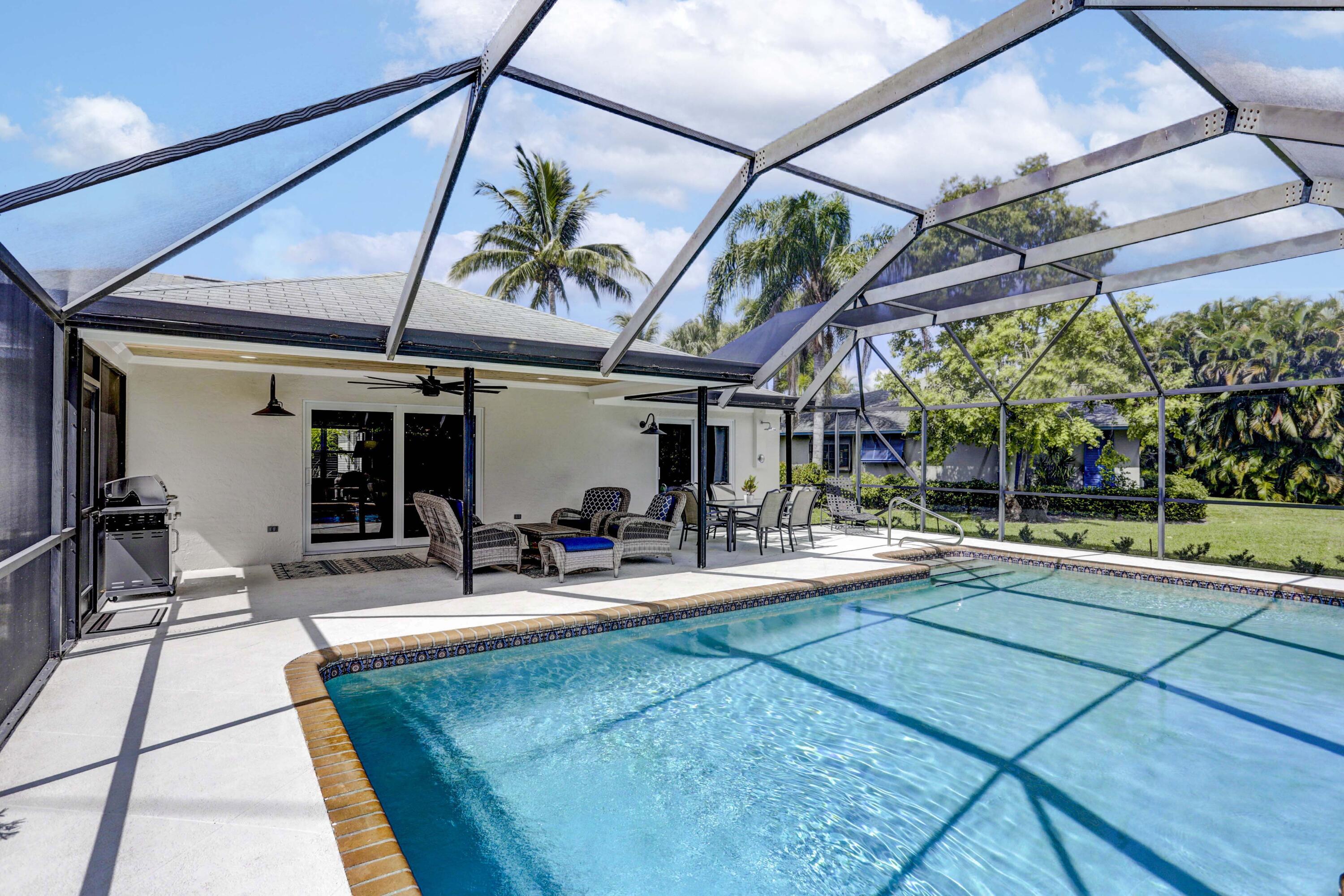 121 Wandering Trail Jupiter, FL 33458 - Photo 43 of 52 Pool