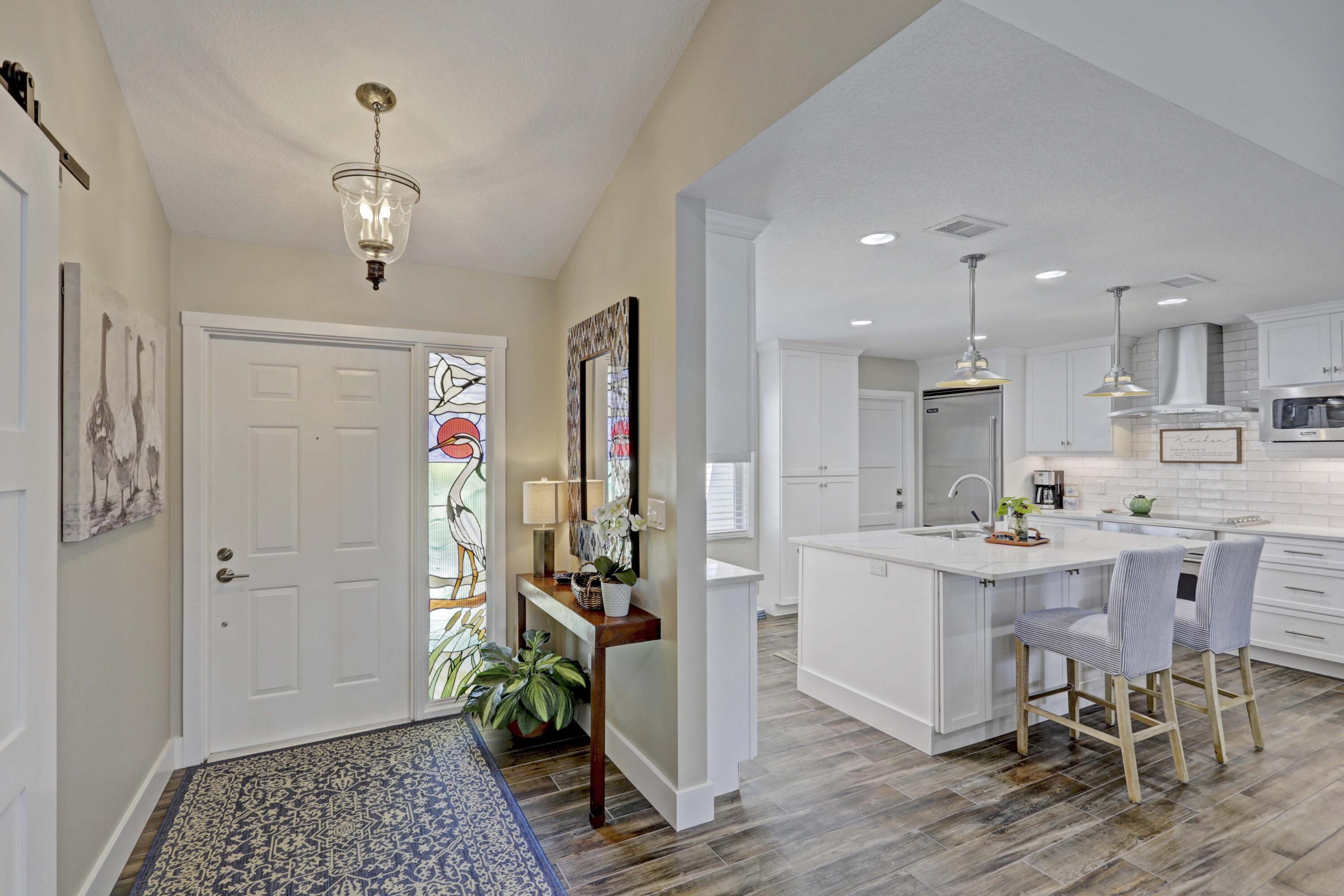 121 Wandering Trail Jupiter, FL 33458 - Photo 5 of 52 Front Entry