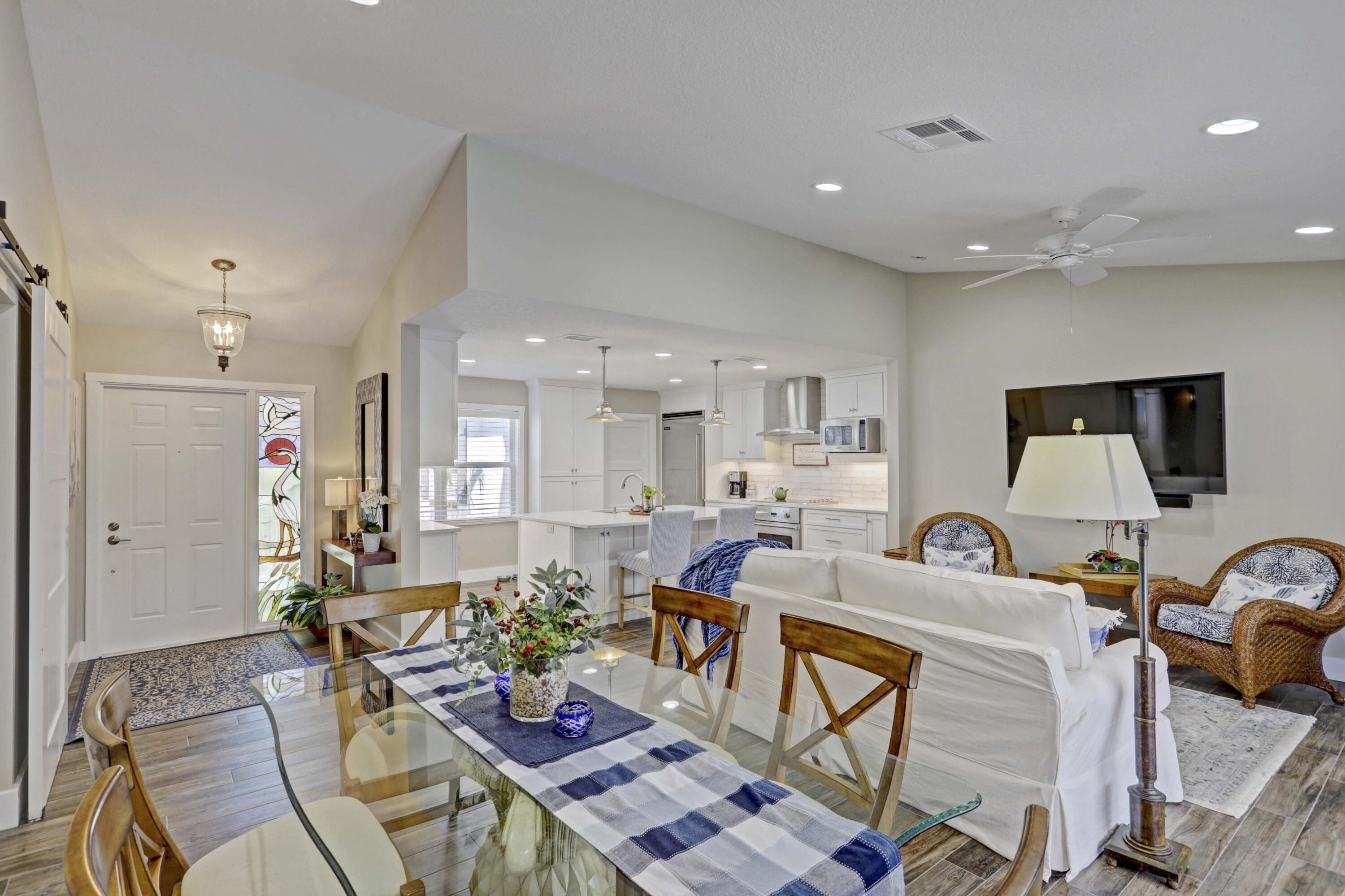 121 Wandering Trail Jupiter, FL 33458 - Photo 8 of 52 Living/Dining/Kitchen views