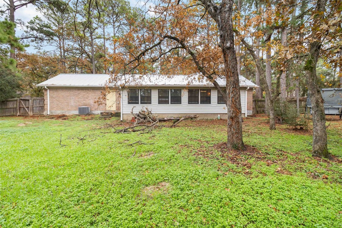 326 Pine View Loop Bastrop, TX 78602 - Photo 24 of 29