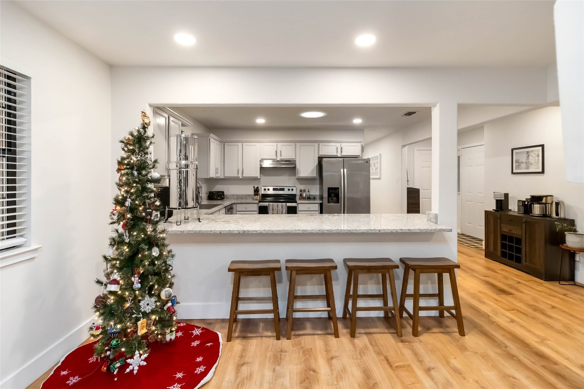 326 Pine View Loop Bastrop, TX 78602 - Photo 9 of 29