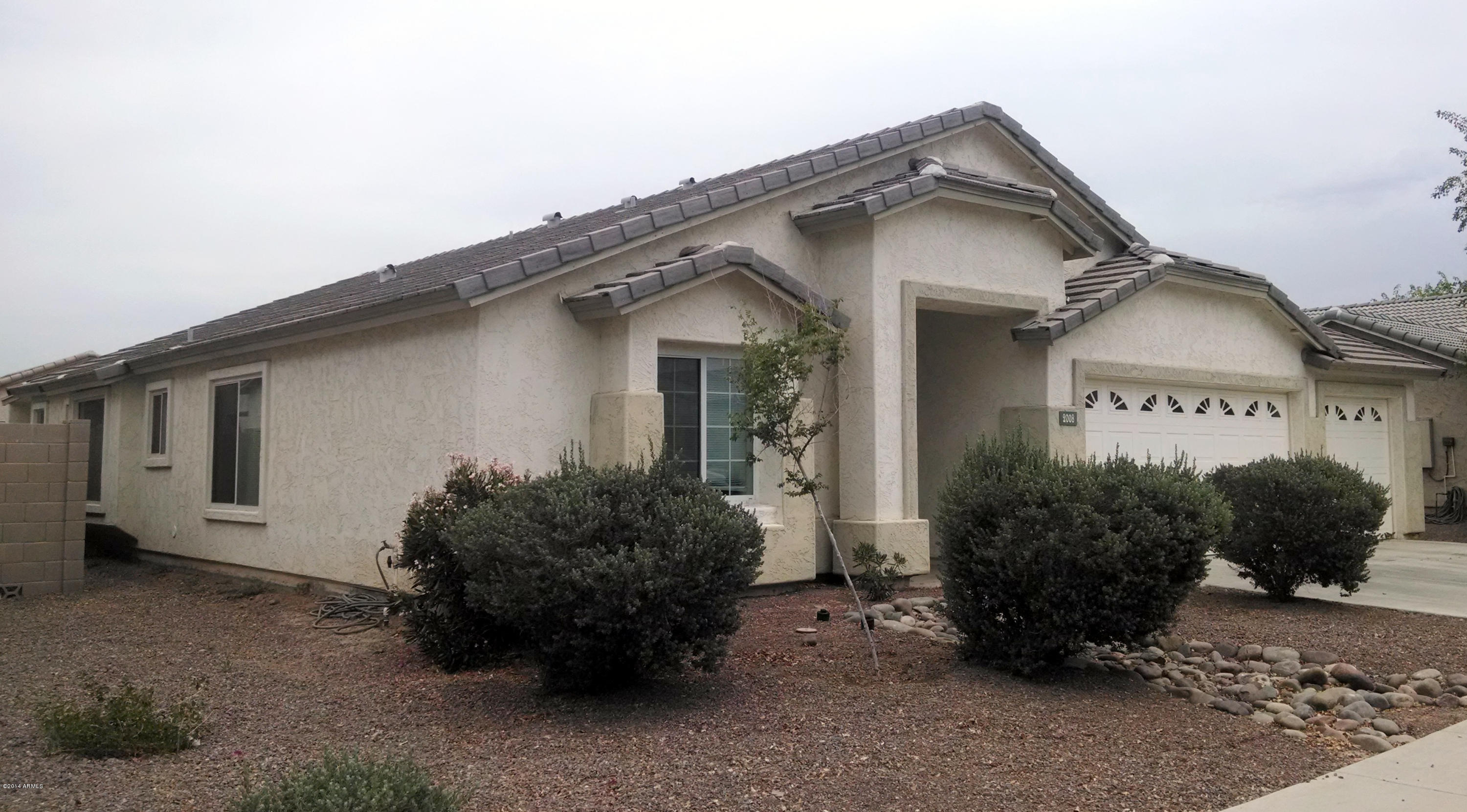 2008 West Maldonado Road Phoenix, AZ 85041 - Photo 1 of 9 IMG_20140529_120521058
