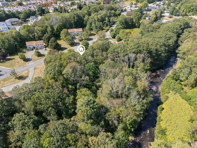 $370,000 | 39 Powder Mill Drive, Unit 39, Kennebunk, ME 04043