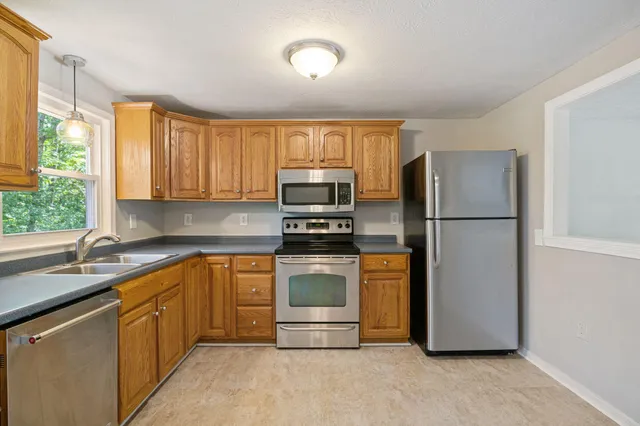 $370,000 | 39 Powder Mill Drive, Unit 39, Kennebunk, ME 04043