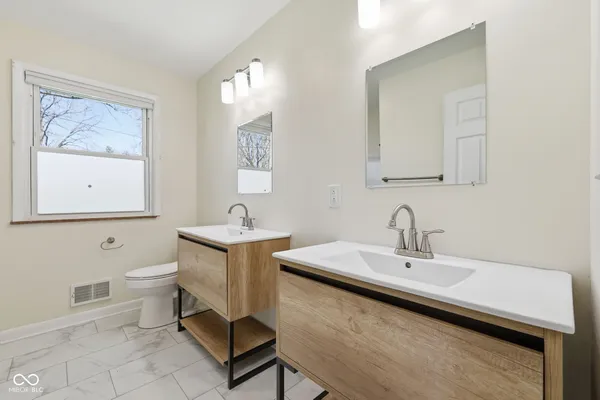 $340,000 | 4406 Radnor Road, Indianapolis, IN 46226