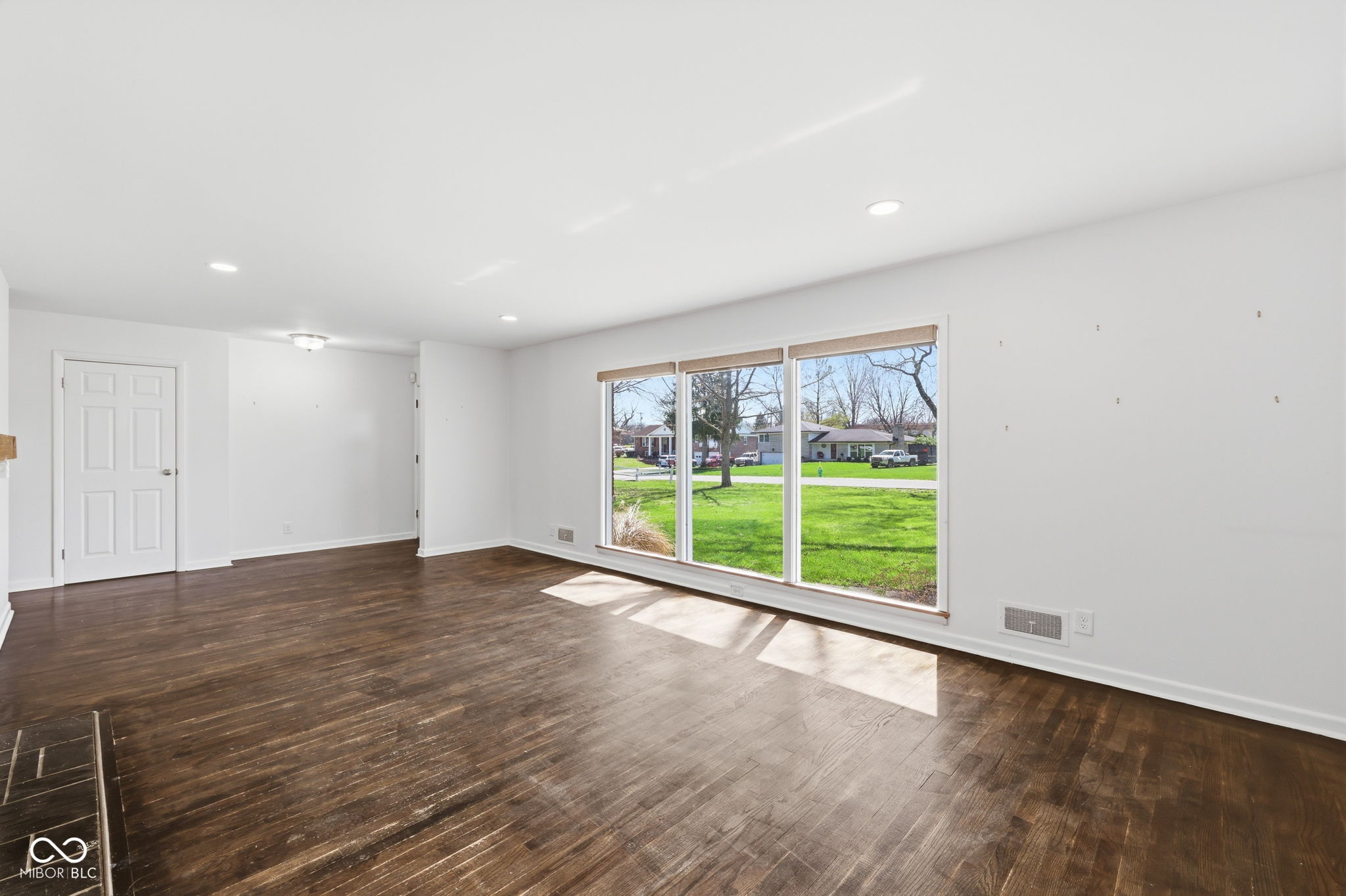 4406 Radnor Road Indianapolis, IN 46226 - Photo 9 of 57