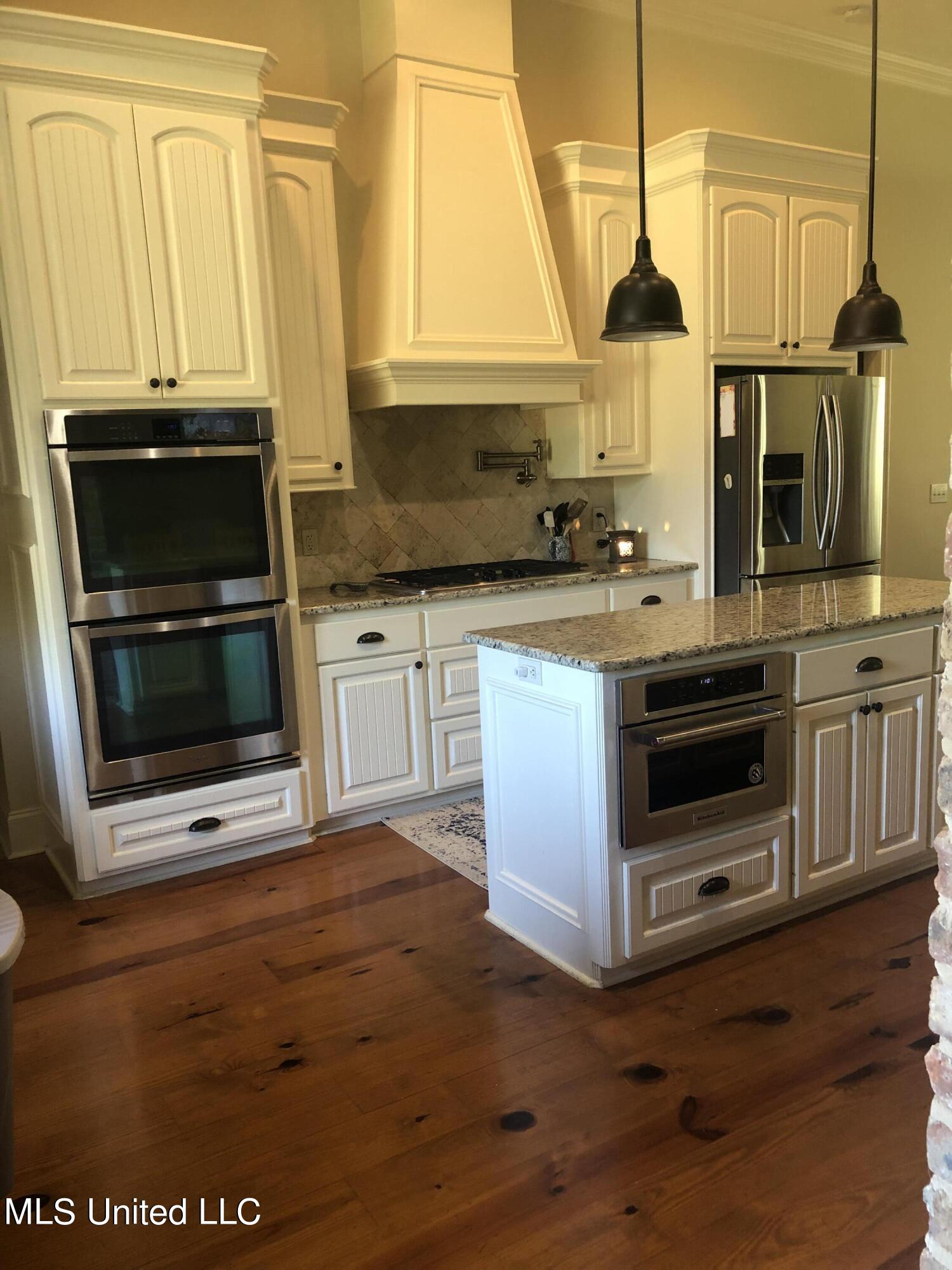 134 View Pointe Drive Clinton, MS 39056 - Photo 6 of 38 Kitchen 2