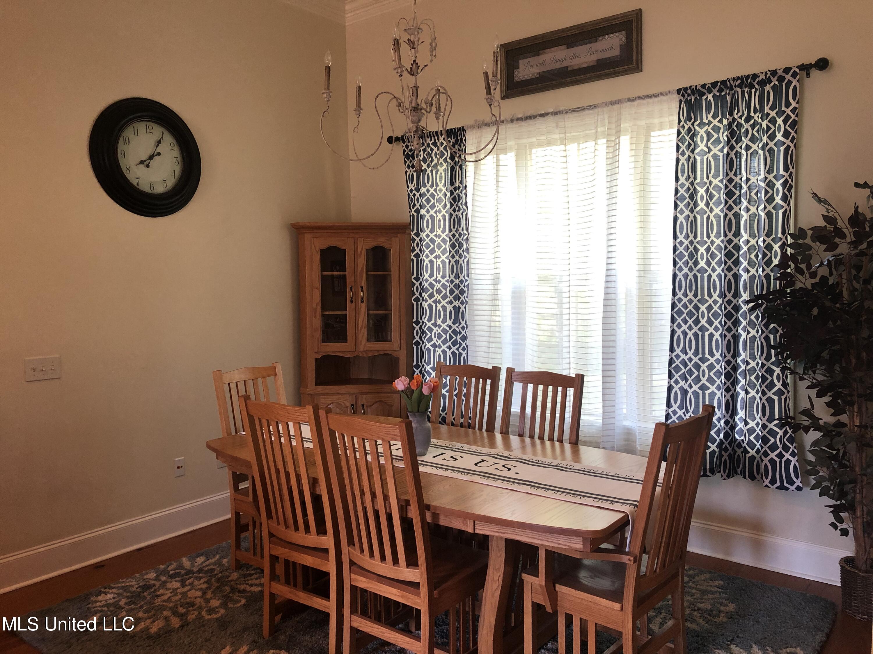 134 View Pointe Drive Clinton, MS 39056 - Photo 7 of 38 Dining Area