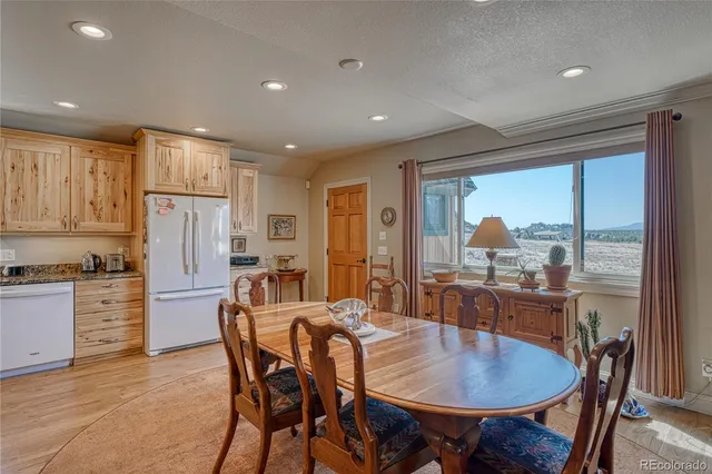 $1,600,000 | 32900 County Road 371, Buena Vista, CO 81211