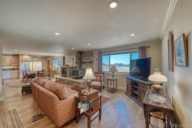 $1,600,000 | 32900 County Road 371, Buena Vista, CO 81211