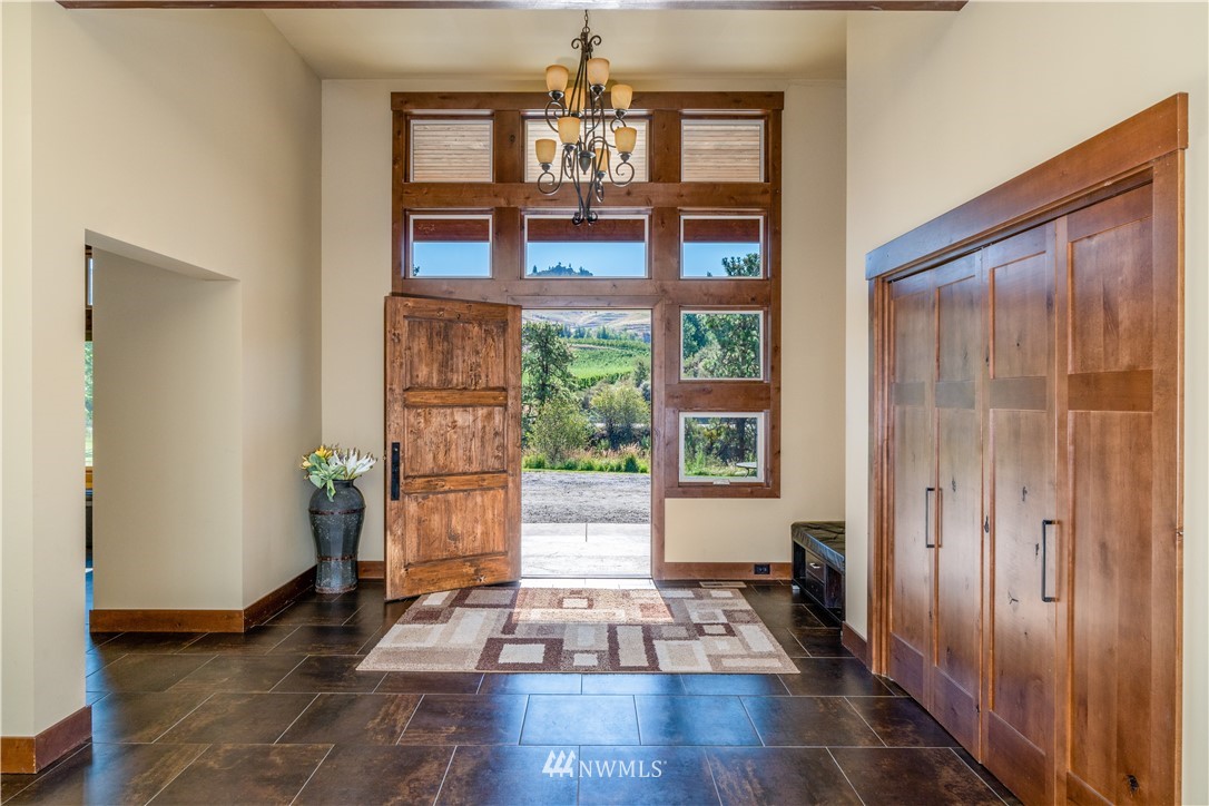 905 Boyd Road Chelan, WA 98816 - Photo 7 of 24 Gallery Image 7