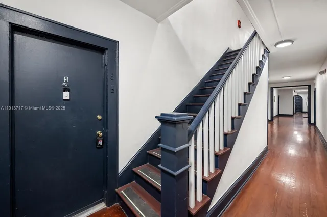 a view of an entryway